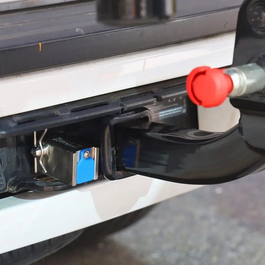 

Замок сцепного устройства прицепа PACLOCK UCS-80A-YK-1, предназначенный для велосипедных стоек с резьбой Yakima, высокопроизводительный 6-контактный цилиндр безопасности, один