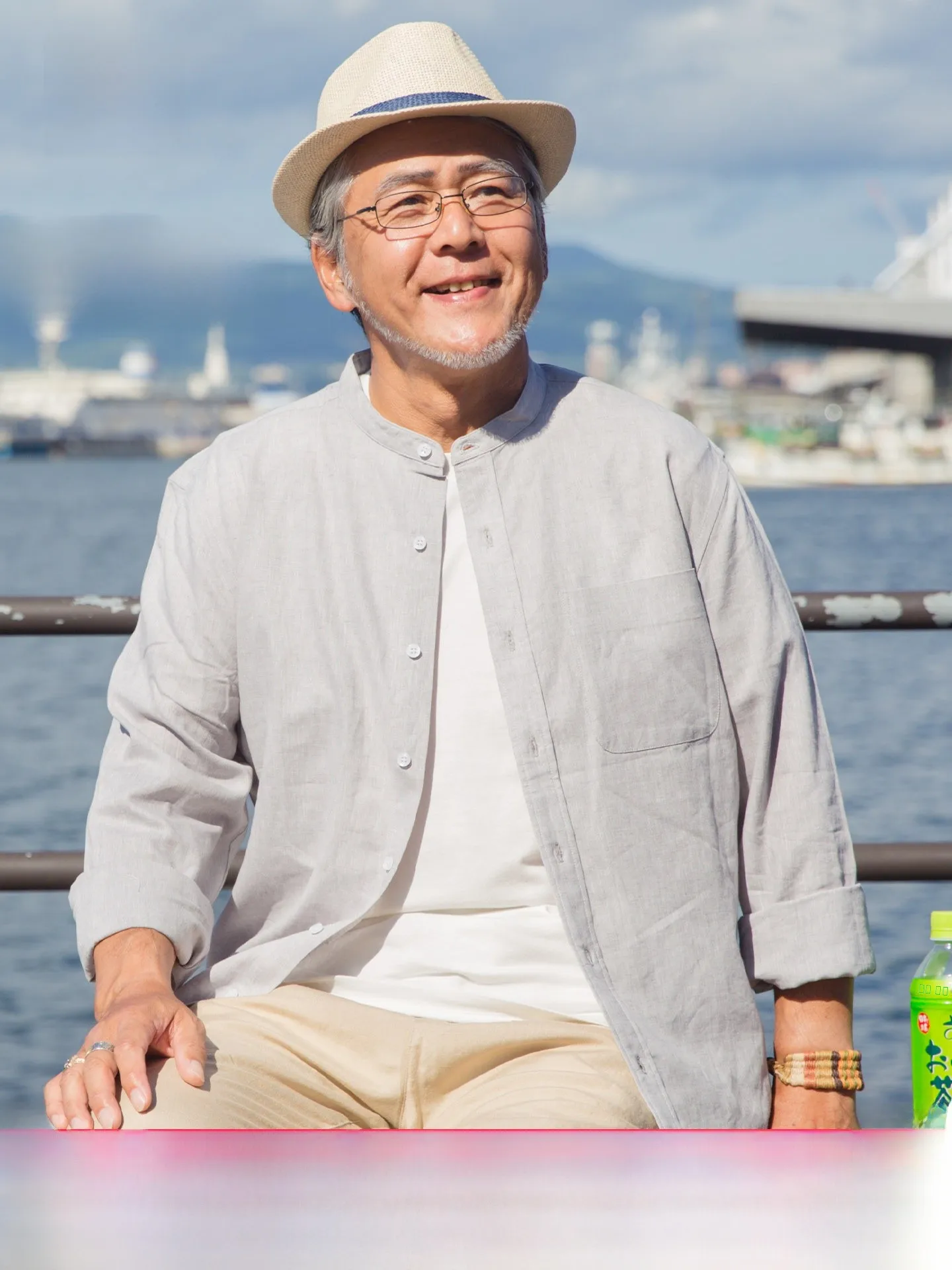 

Весенне-осенняя мужская рубашка из хлопка и льна с длинным рукавом, тонкая, для мужчин среднего возраста, модная, городская, свободного кроя, удобная, дышащая