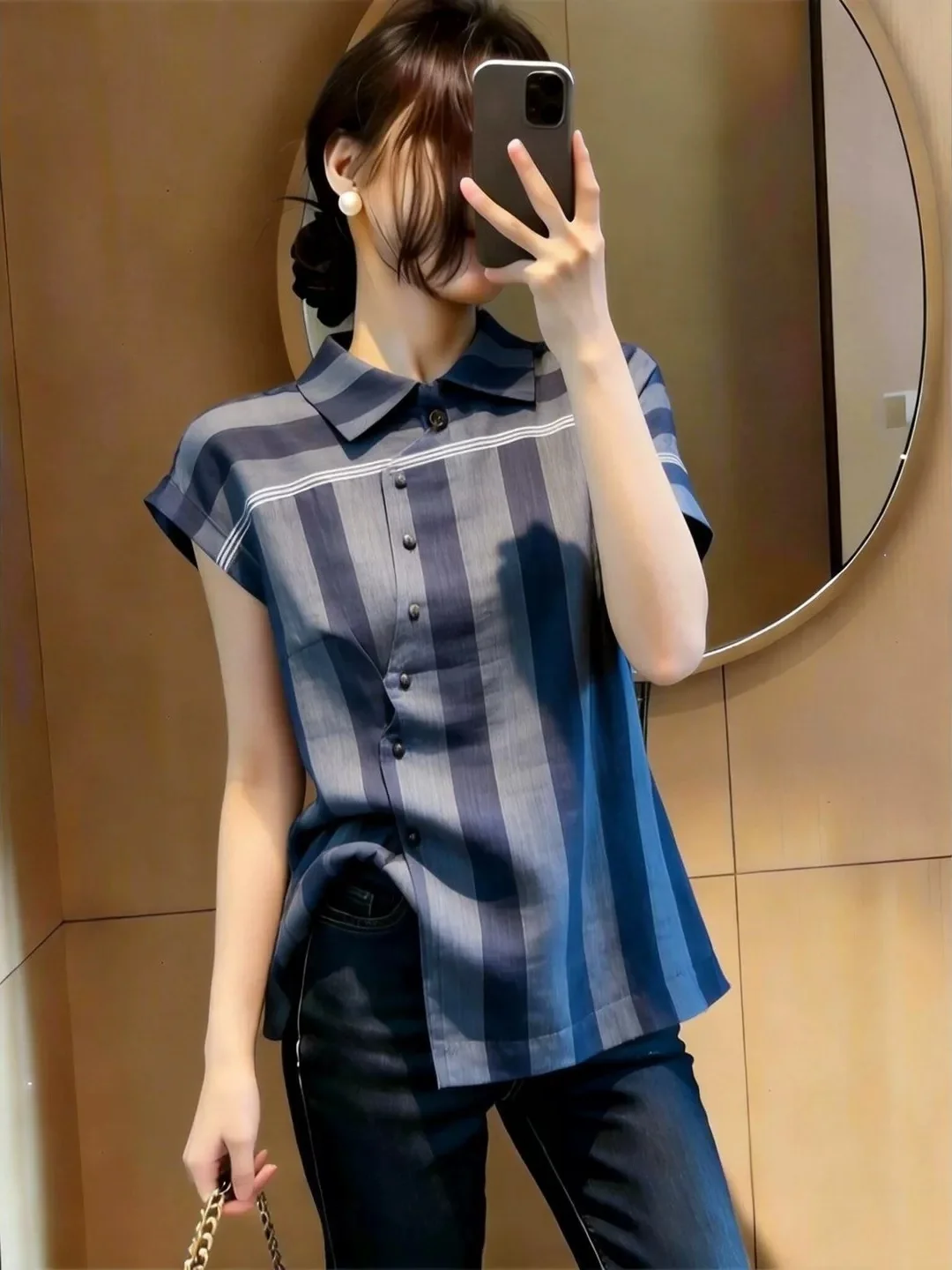 

Summer 2026 Fashionable Neck Shirt Color Block Striped Versatile Ageless High-End Feeling Short Sleeve Top Women's Silk