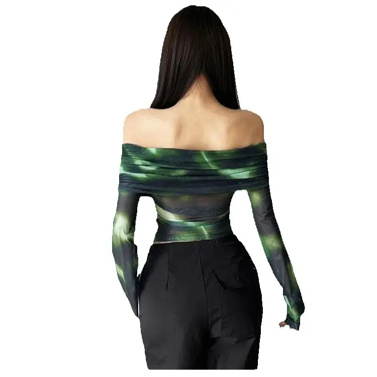 Off-The-Shoulder Slim-Fitting T-Shirt  Women In Autumn New Fashion Women Fashion Green Black Contrasting Color Sexy Low Collar