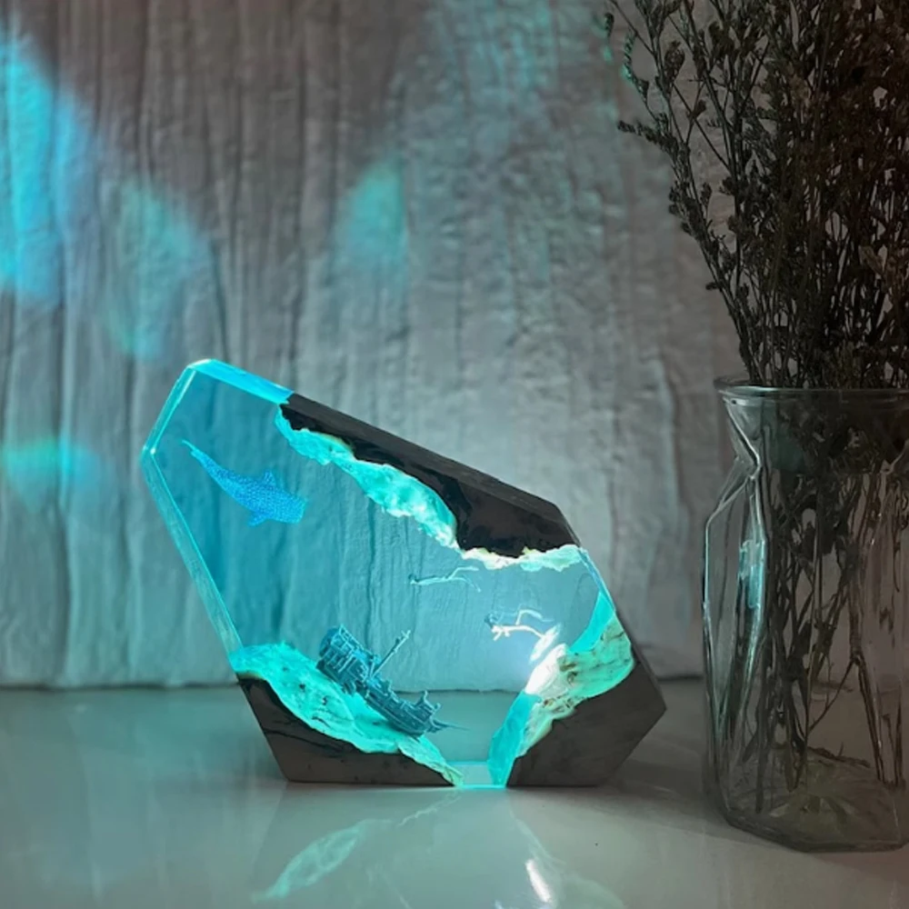 ダイバークジラテーマ樹脂ランプクリエイティブアート美しい夜の光クラフト海の世界風景装飾 USB 雰囲気テーブルランプ