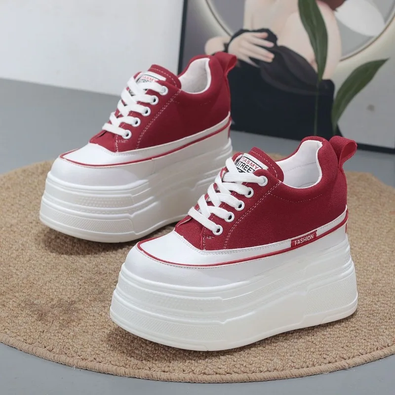 

Spring Leather Upper Women's 12cm Heel Hidden 10cm Inner Lift Sneakers for Petite Ladies - Slim & Stylish White Casual Shoes