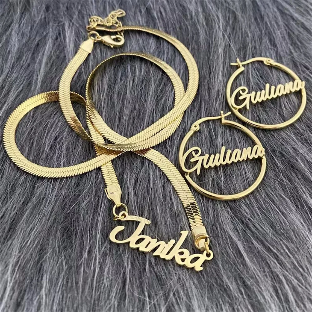 LeeChee - Juego de Joyería con Cadena de Serpiente de 5 mm, Colgante con Nombre Personalizado, Pendientes de Aro Redondos de 30 mm para Mujer, Regalo de Cumpleaños o Aniversario