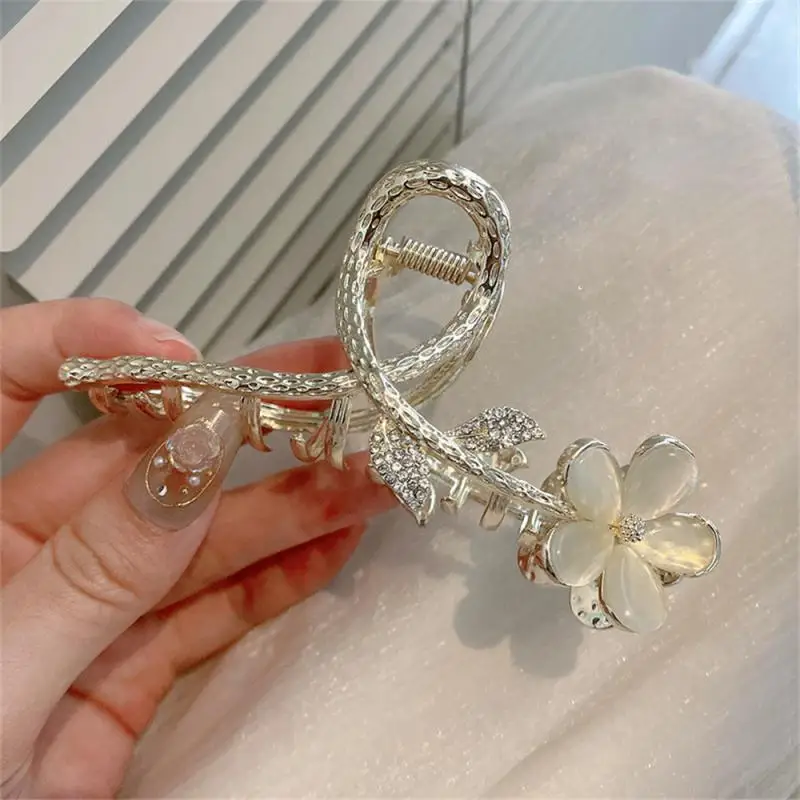 Charming Shark Clip Sweet And Elegant Girl Flower Hair Accessories Lovely Hair Clip Essential Hairpin Exquisite Hairpin Feminine