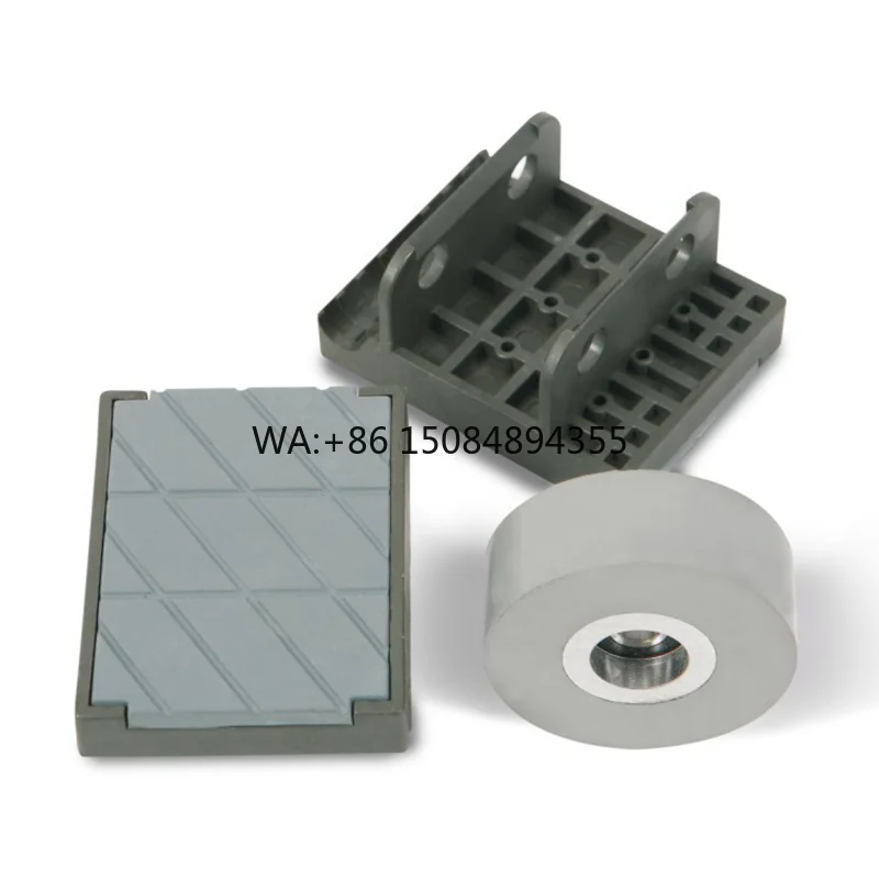 72*70mm Edge Bander Parts Conveyor Rubber Track Blocks Chain Pads for SCM Edgebander Edge Banding Machines