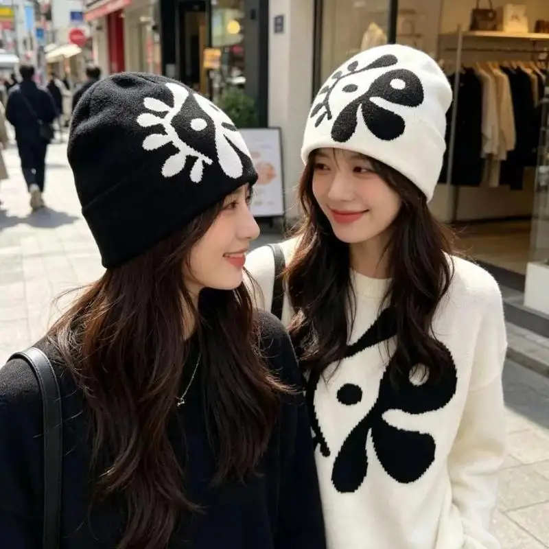1Pcs Flower Jacquard Skullcap Soft Stretchy Warm Cozy Headwear Women Floral Knit Beanie Hat For Fall Winter Casual Street Outfi
