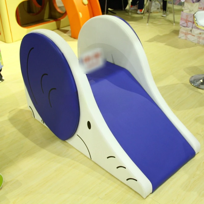 Elefant mit großen Ohren