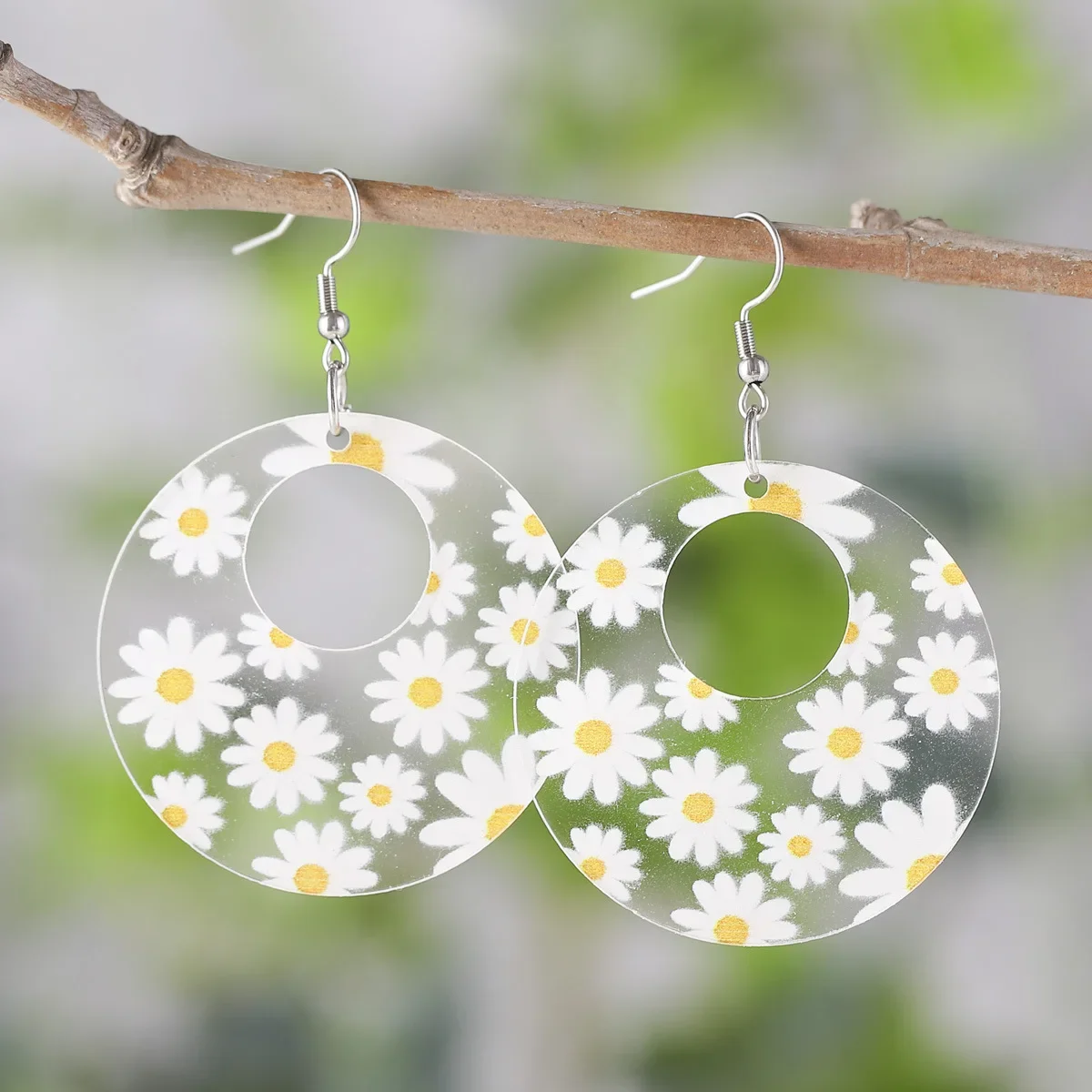 2pairs New Rural Style Small Daisy Earrings Geometric Circular Hollow Double-sided Transparent Acrylic Earrings Earring Gift