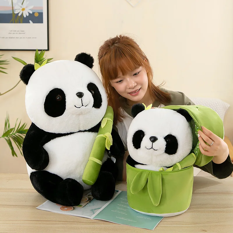 Urocza pluszowa panda w tubie bambusowej, wypchana zabawka, słodki prezent urodzinowy dla dzieci, panda - pamiątka narodowa.