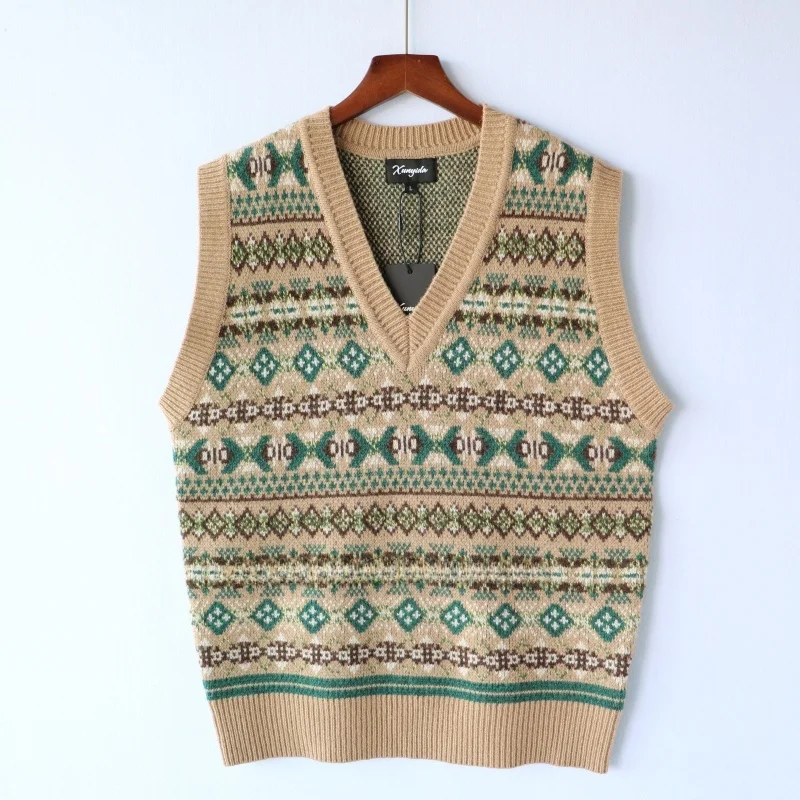 Men's Wool Knitted Vest Thickened Geometric Color Block Warmth Autumn Winter New Style Fair Isle Knitted V Neck Casual Wear