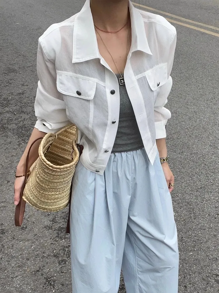 

Белый ort Sve Collared irt Женская летняя новая повседневная корейская верхняя одежда с защитой от солнца Уменьшение возраста Высококачественное ощущение...