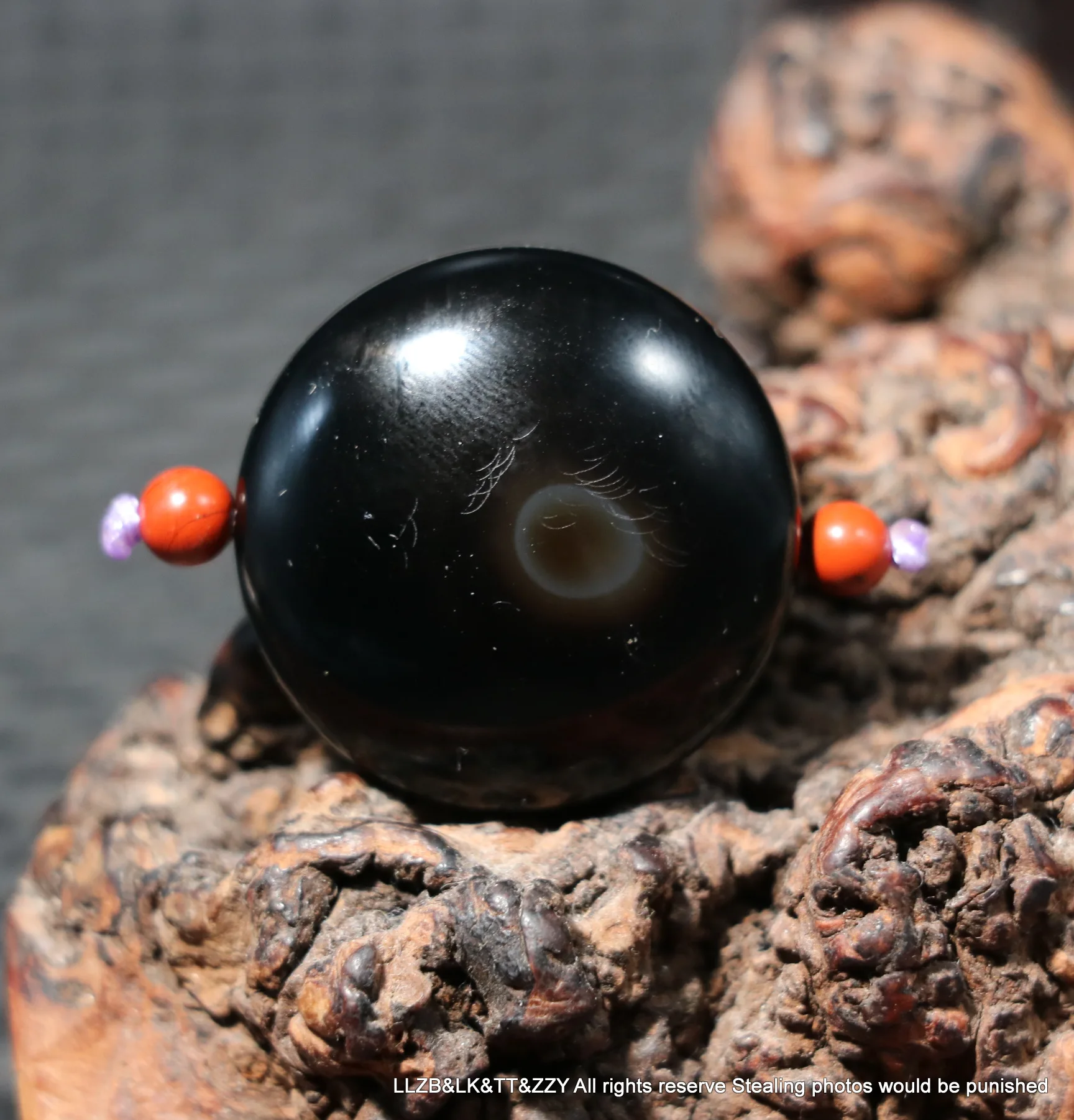 Energy Magic Tibetan Natural Top Old Agate Black&White Goat Eye Heaven Eyed Coin Shape dZi Bead Pendant Amulet Timestown UPD1224