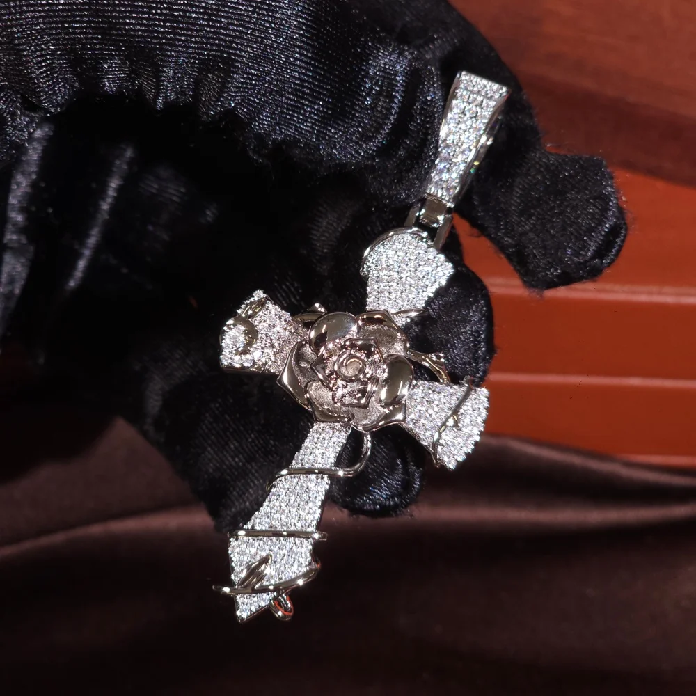 Icec cruz rosa zircônia cúbica pingente gelado cz hiphop charme personalidade colar combinando para rocker rapper moda presente