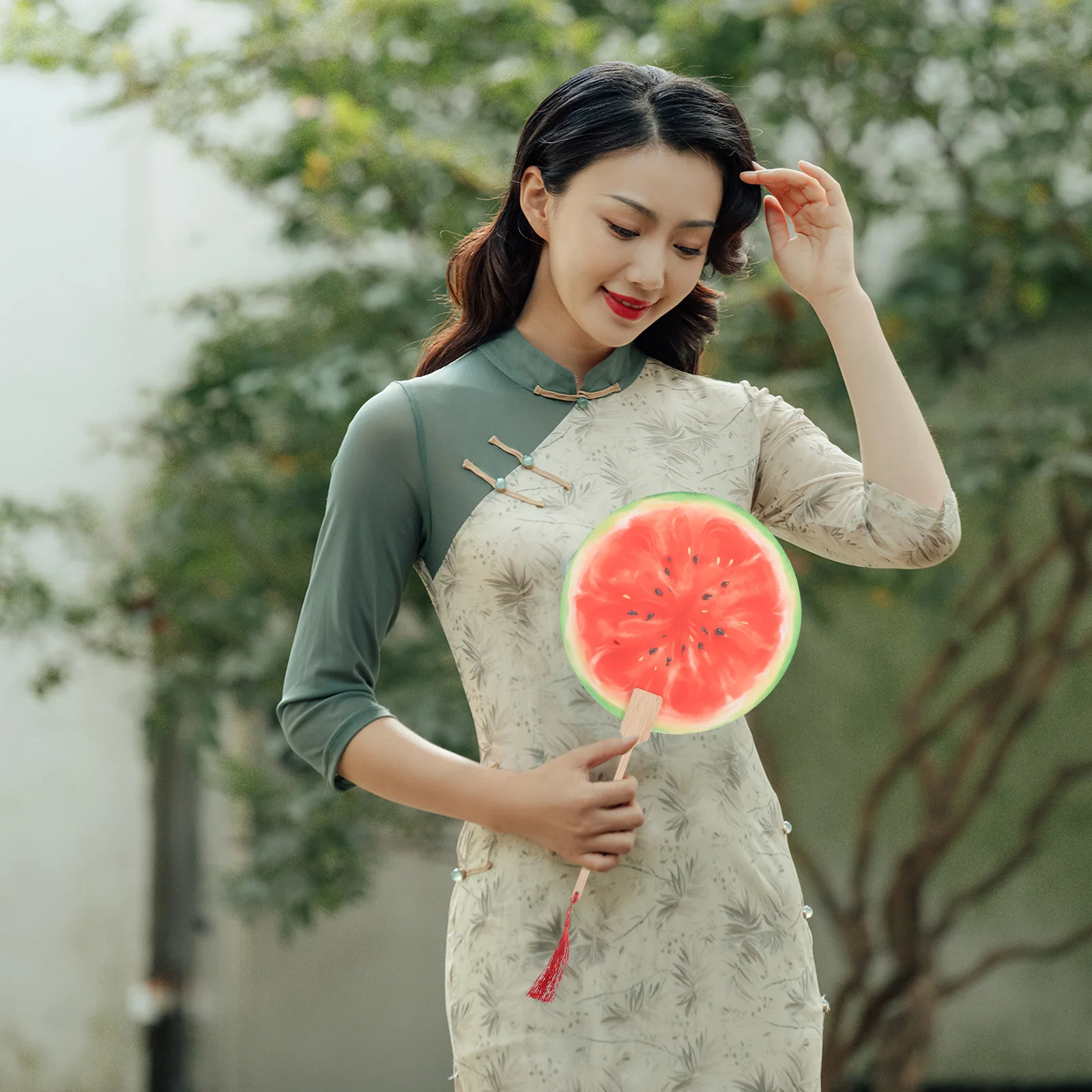 

2Pcs Hand Painted Watermelon Round Fan Creative Chinese Style Paper Handheld Fan for Summer Travel Outdoor Events Photography