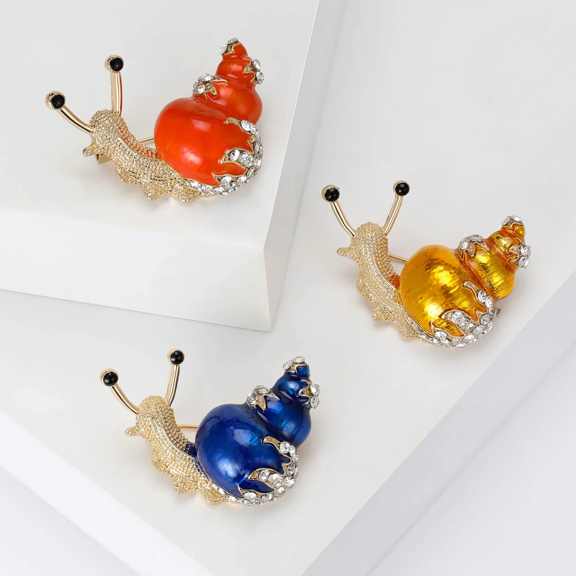 Enamel Snail Brooches for Women Unisex Insect Pins Event Party Backpack Decoration Clothes Accessories