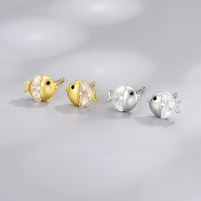 Small Cute Kiss Fish Ear Stud Personality Exquisite Earrings Korean Version Jewelry Simple Creative 925 Silver Earring KOFSAC