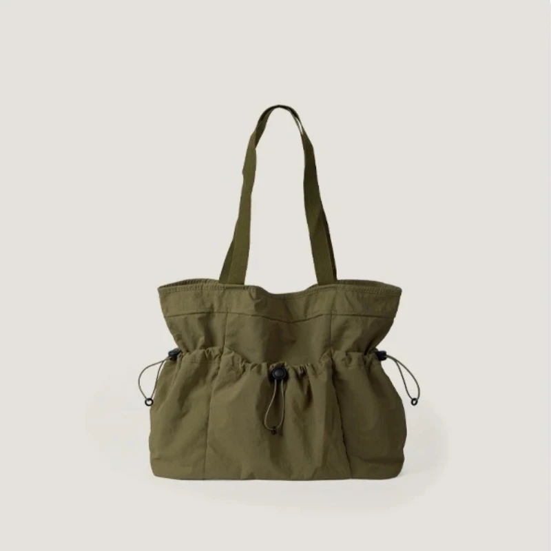 

Simple Casual Shoulder Bag for Women with Large Capacity and Niche Design Pleated Commuting Nylon Tote Bag