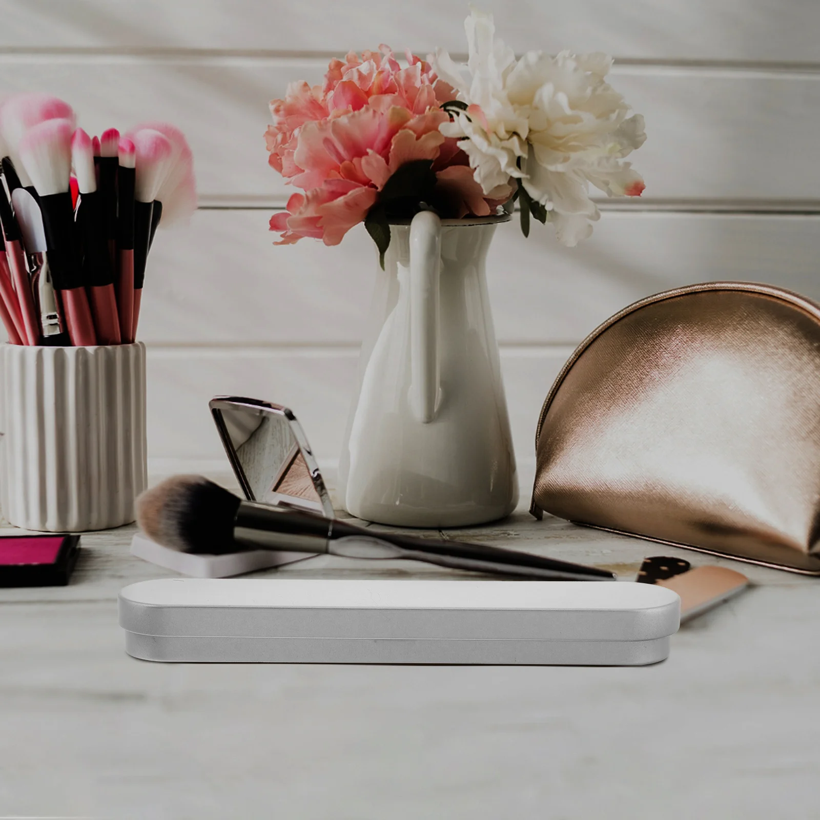 

Tongue Scraper Storage Box Lash Tweezers Case Sturdy Iron Material Vanity Accessories Portable Tweezer Holder Crayon Metal Pen