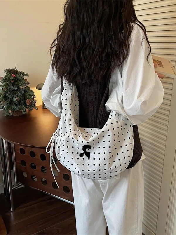 bolso-bandolera-casual-versatil-de-gran-capacidad-forma-de-dumpling-de-nailon-para-hombres-y-mujeres-estilo-casual
