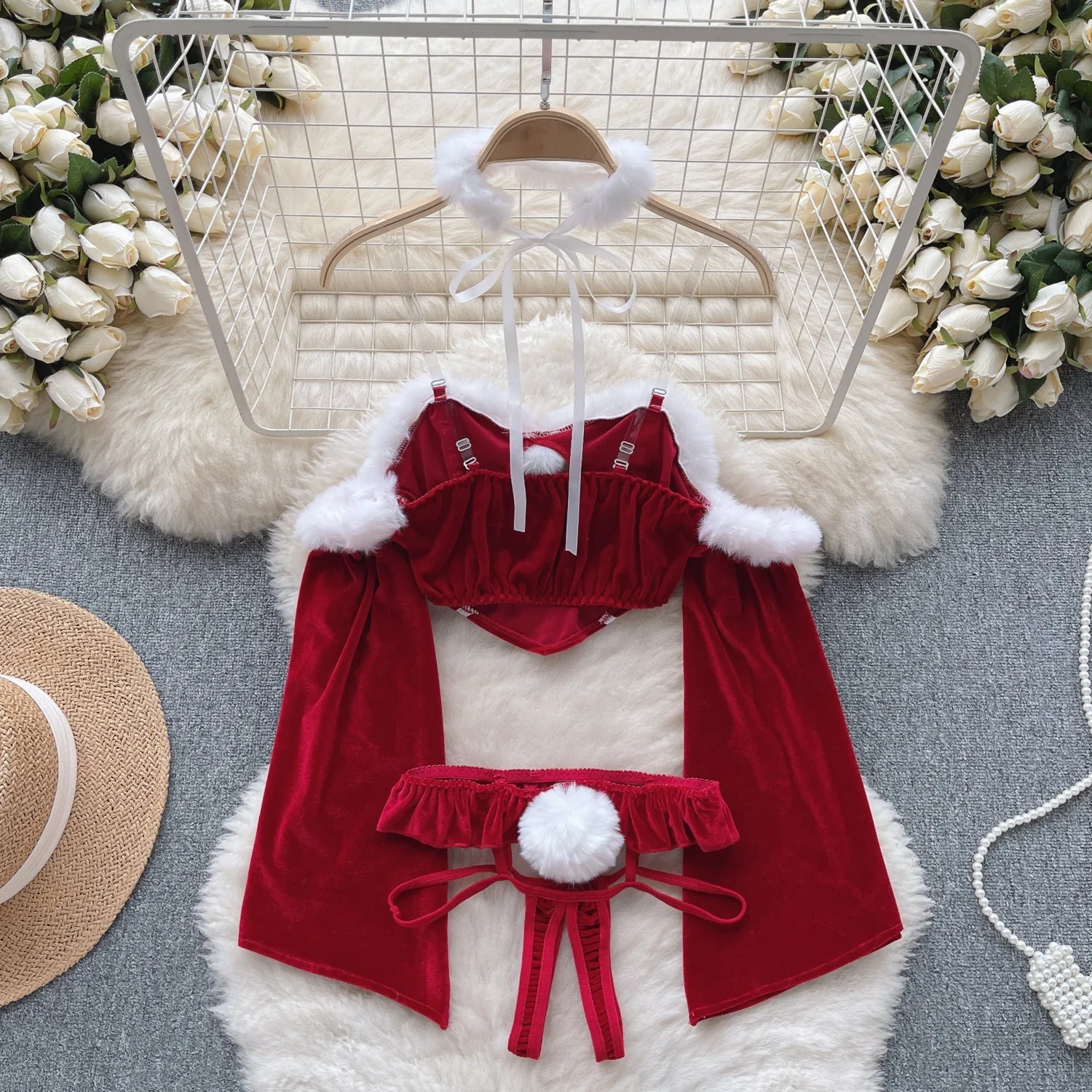 النساء القطيفة مثير الدعاوى قبالة الكتف طويلة الأكمام قمم السروال Christmax المثيرة HotSweet 3 قطع المخملية منامة مجموعة