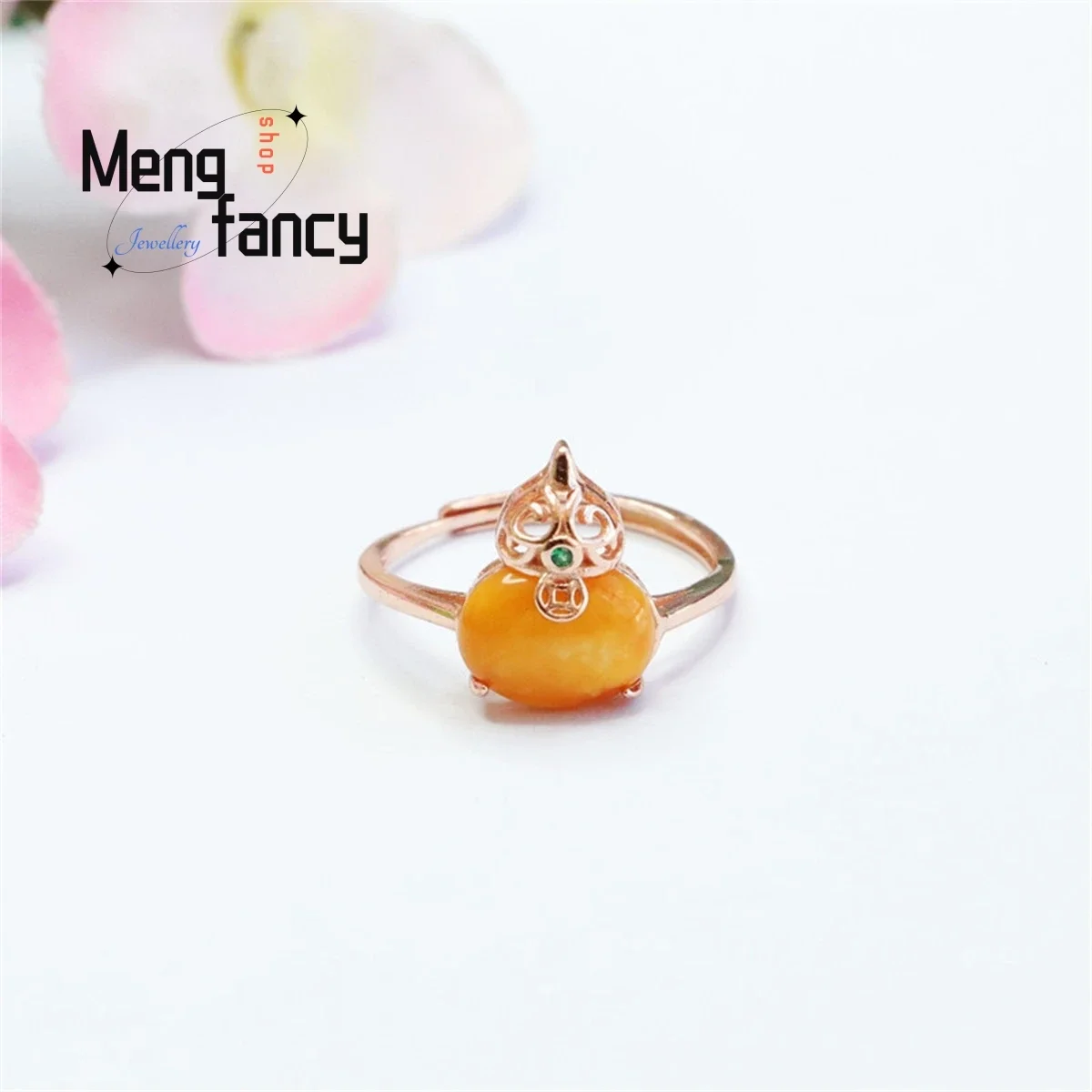 

Natural S925 Silver Inlaid Honey Wax Old Material Amber Gourd Ring Simple Personalized Charm Fashion Versatile Exquisite Jewelry