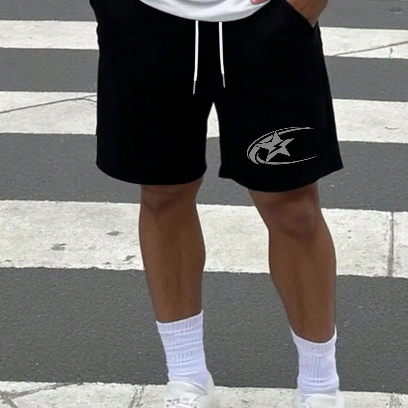 

Летняя базовая одежда для всех сезонов: мужская повседневная спортивная одежда высокого качества, комфортная и идеально сидящая.