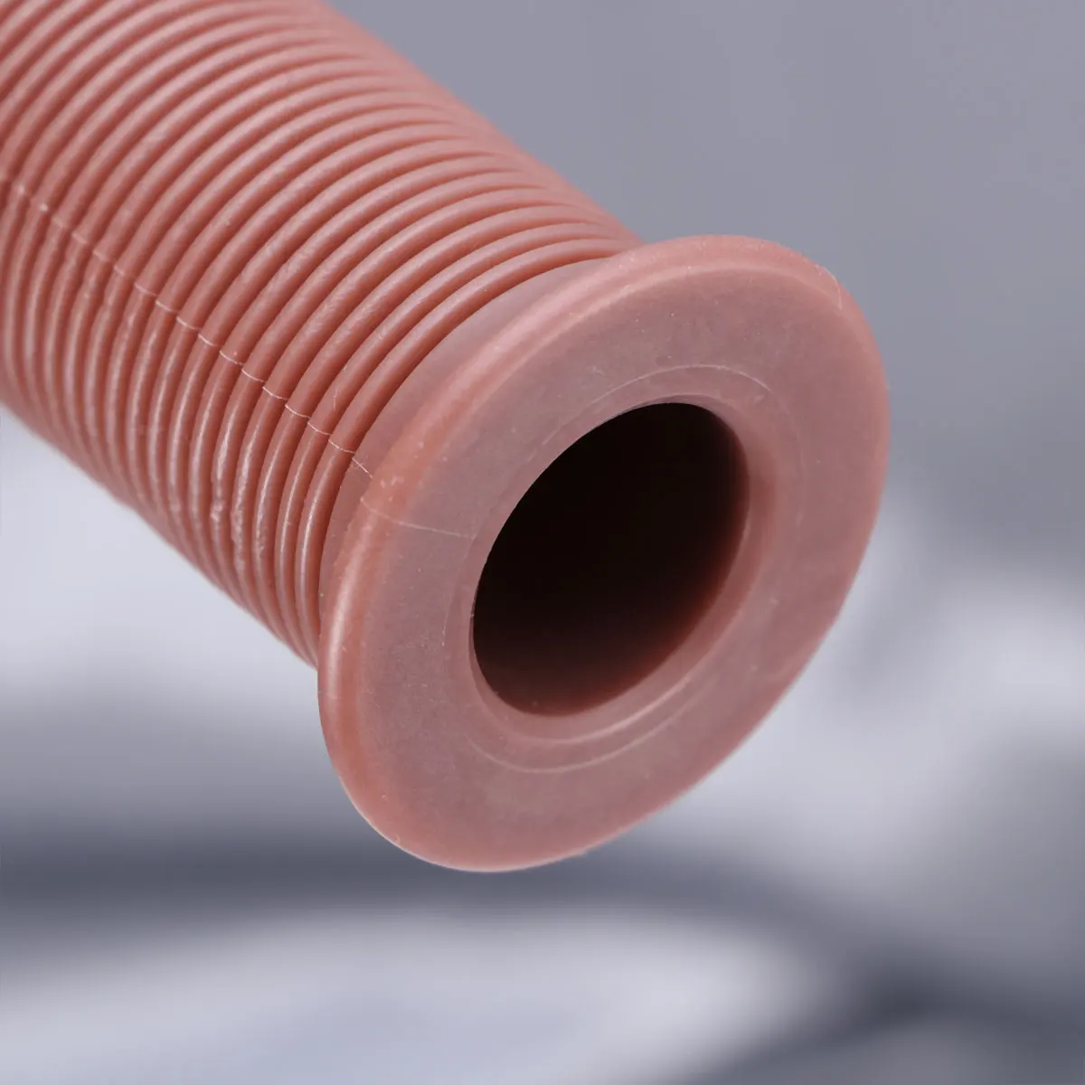 

1 Pair Motorcycle TPU Vintage Handlebar Cover Universal Thread Bike Grips Non-Slip Handlebar Grips Light Brown 22/24MM