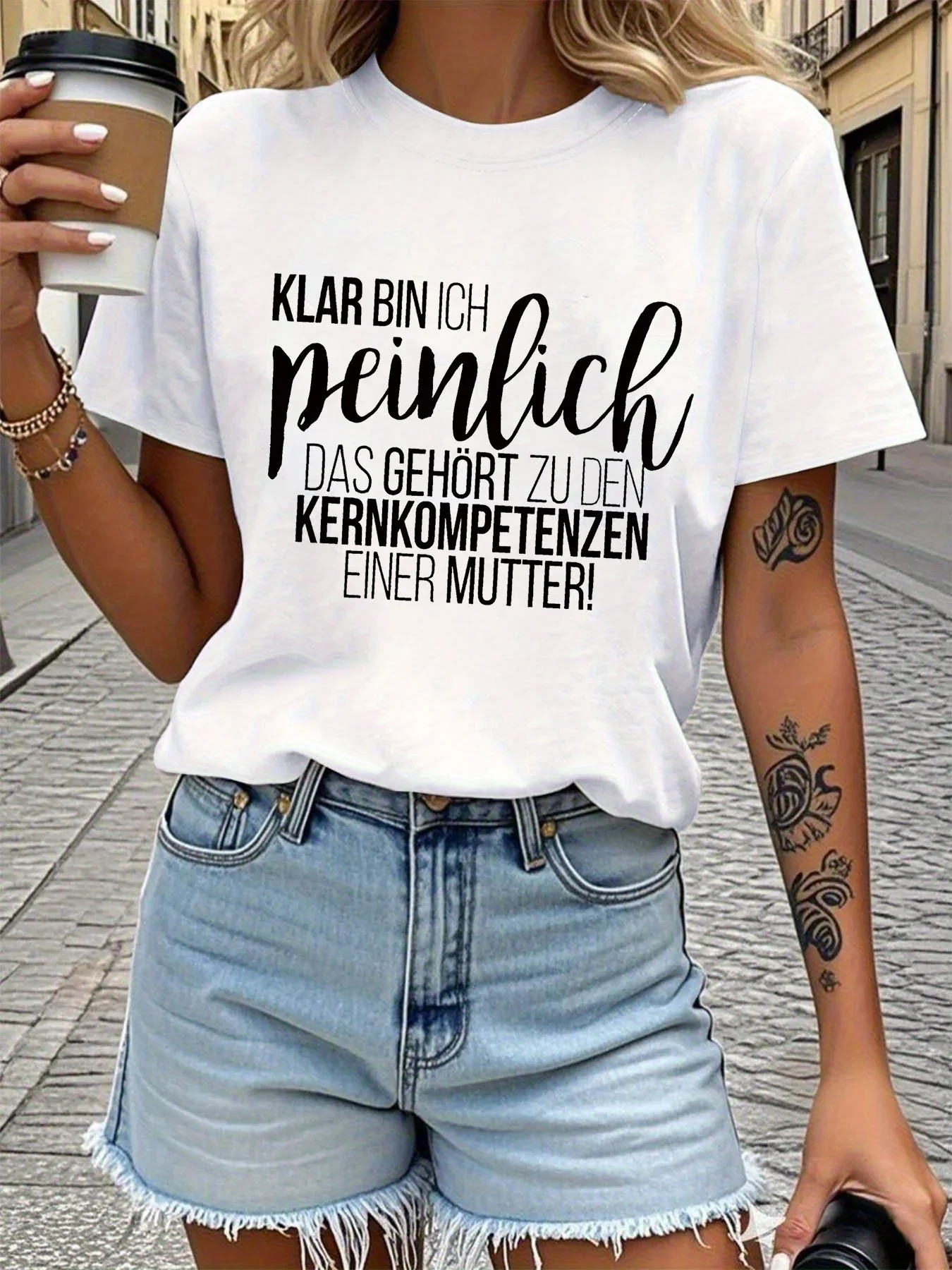 Women's T-Shirt Sho…