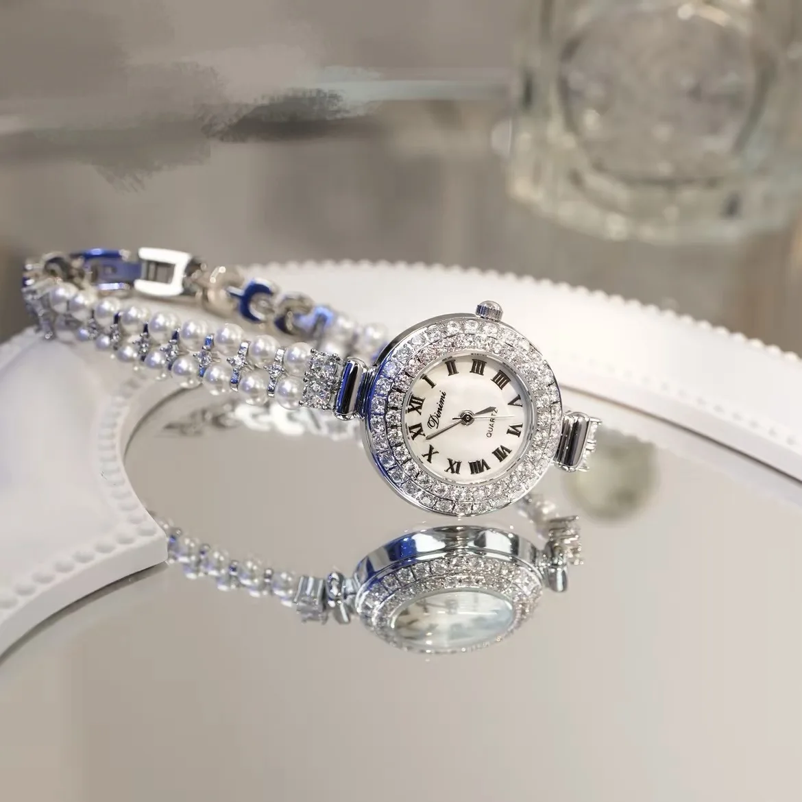 2025 حار! ساعة للنساء ساعات 2025 أفضل المنتجات مبيعا ساعة فاخرة ماركة فاخرة ساعة الماس هدية لفتاة