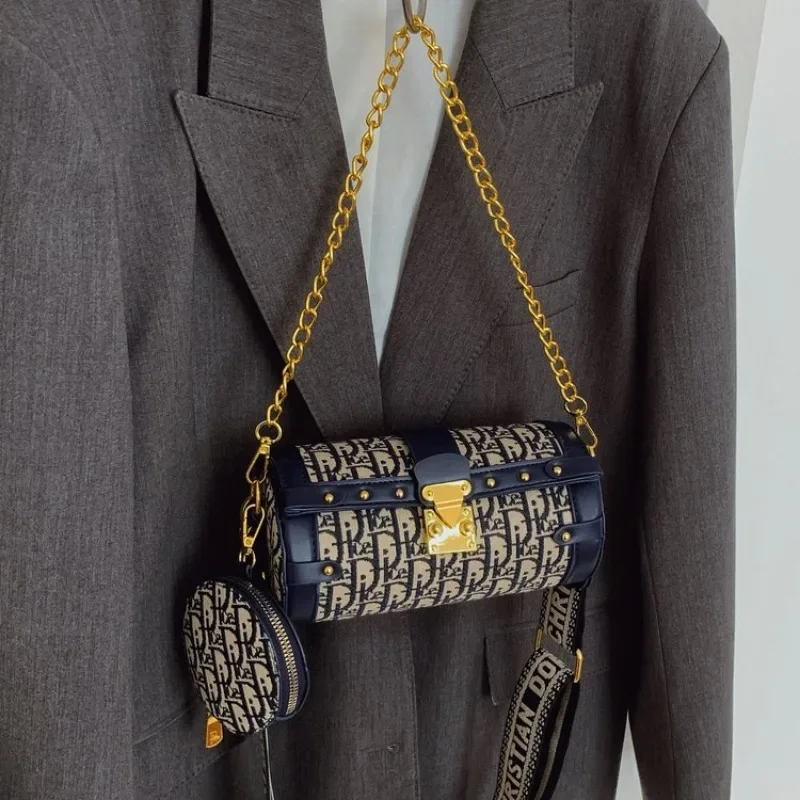 

Sophisticated Underarm Handbag Elegant Design Hot Sale Travel Commuting Ladies Portable Stylish New Model 2025