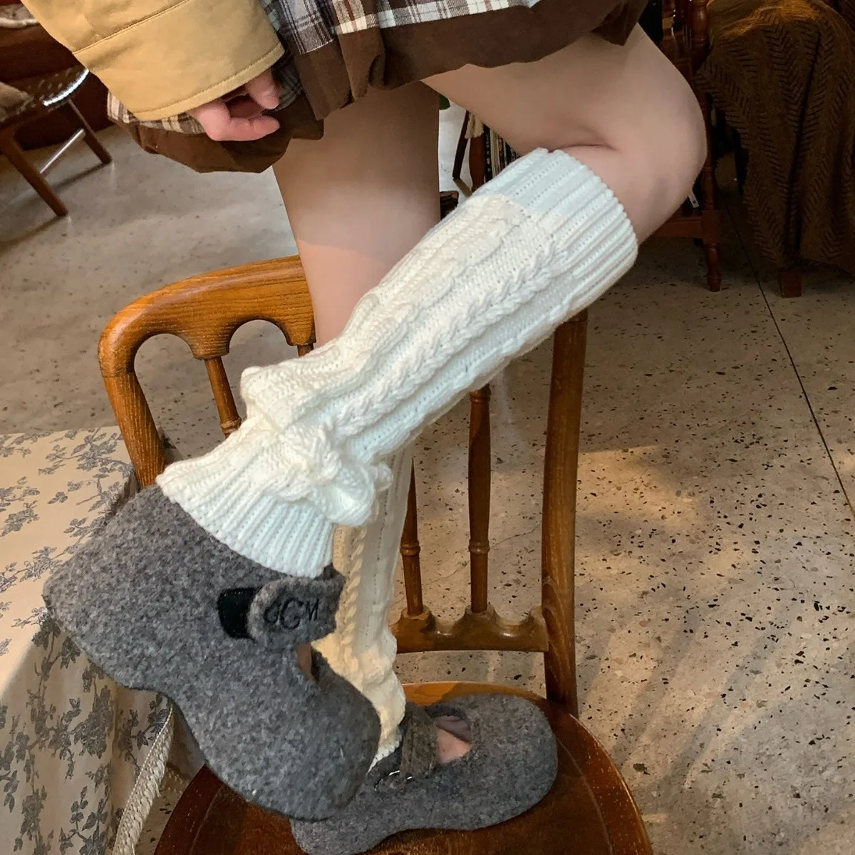 Retro Pattern Winter Warm Knitted Leg Warmers Thick Warm Korean Ins Calf Socks Daily Outdoor Skiing Leg Warmers