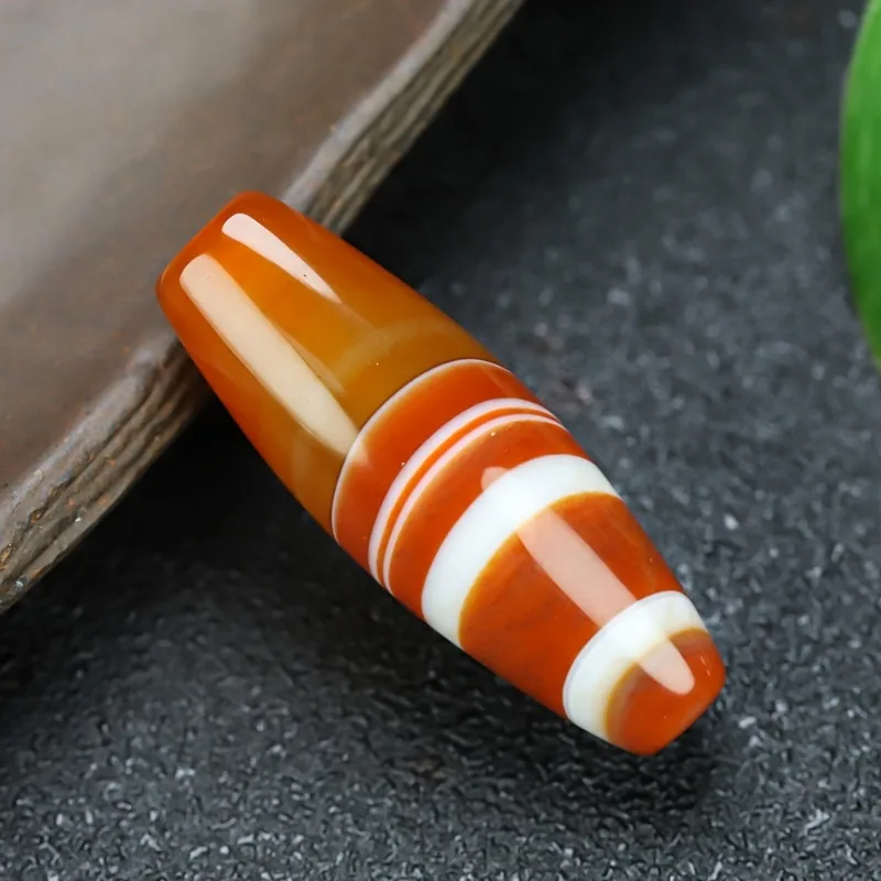 

Classic Fashion Dzi Beads with Beads, Can Be Made Into Bracelets and Necklaces