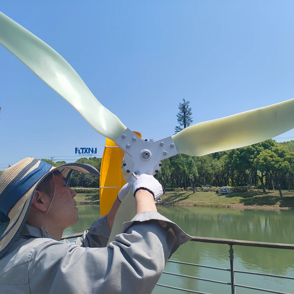 30KW 20KW 10KW 48V 96V 110V 220V 380V Off Grid /On Grid Solar And Wind Power System Wind Turbine Generator Inverter Charge