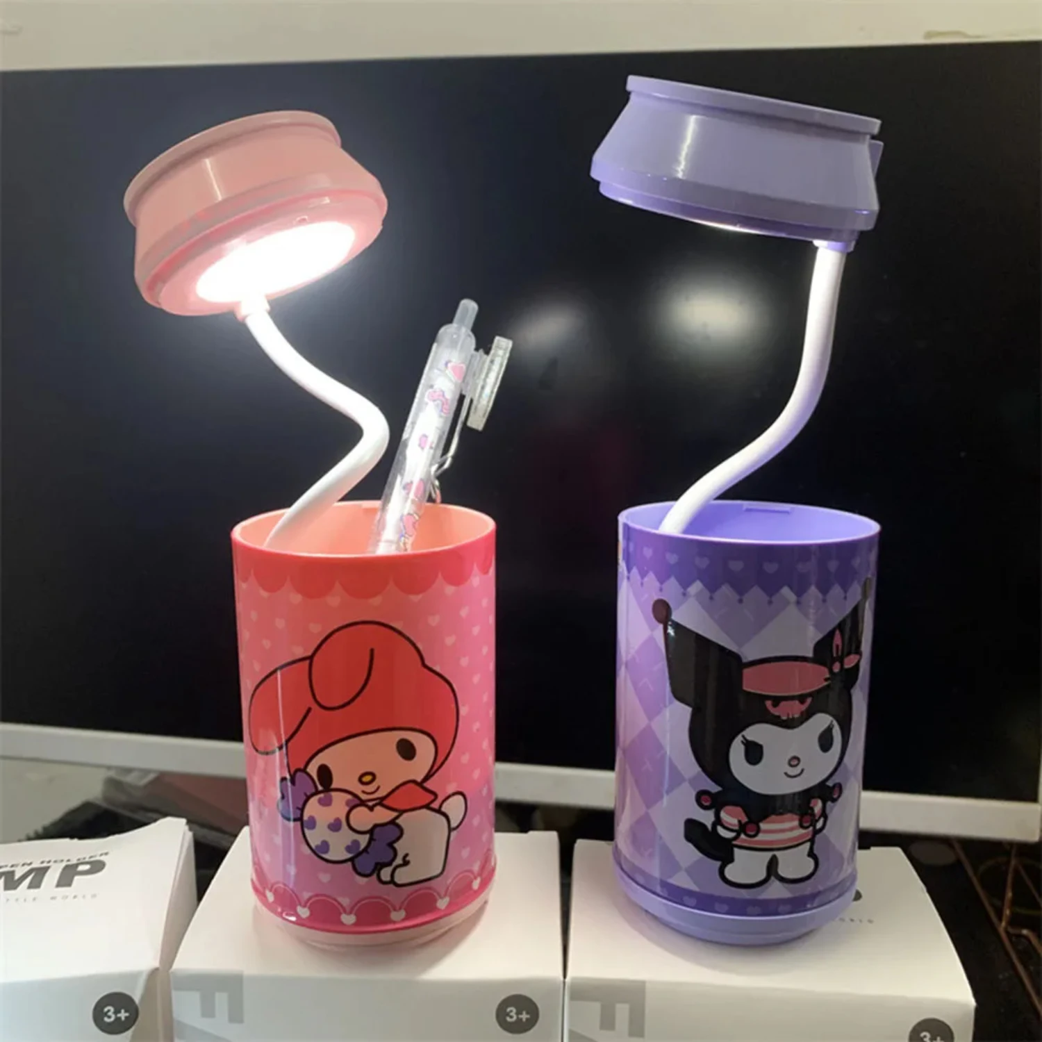 Kuromi LED Cinnamoroll Criativo Pen Holder, Candeeiro de mesa, Retrátil, Decoração, Desenhos animados, Pode, Novo