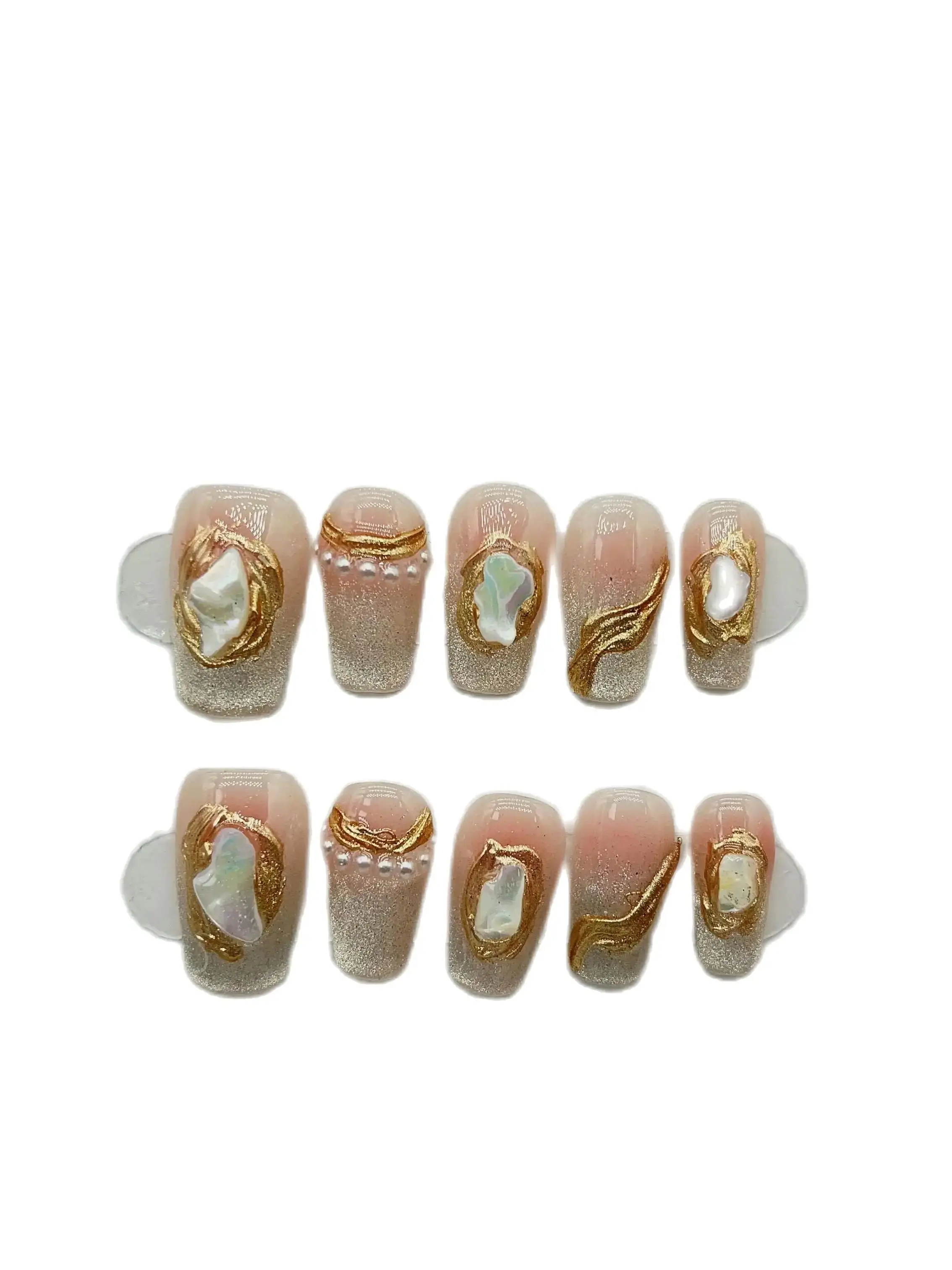 Cat Eye Nude Shell Champagne Goud Handgemaakte Pers Op Nagels, Hoogwaardige Afneembare En Herbruikbare Met Ins Stijl. Nr. C204