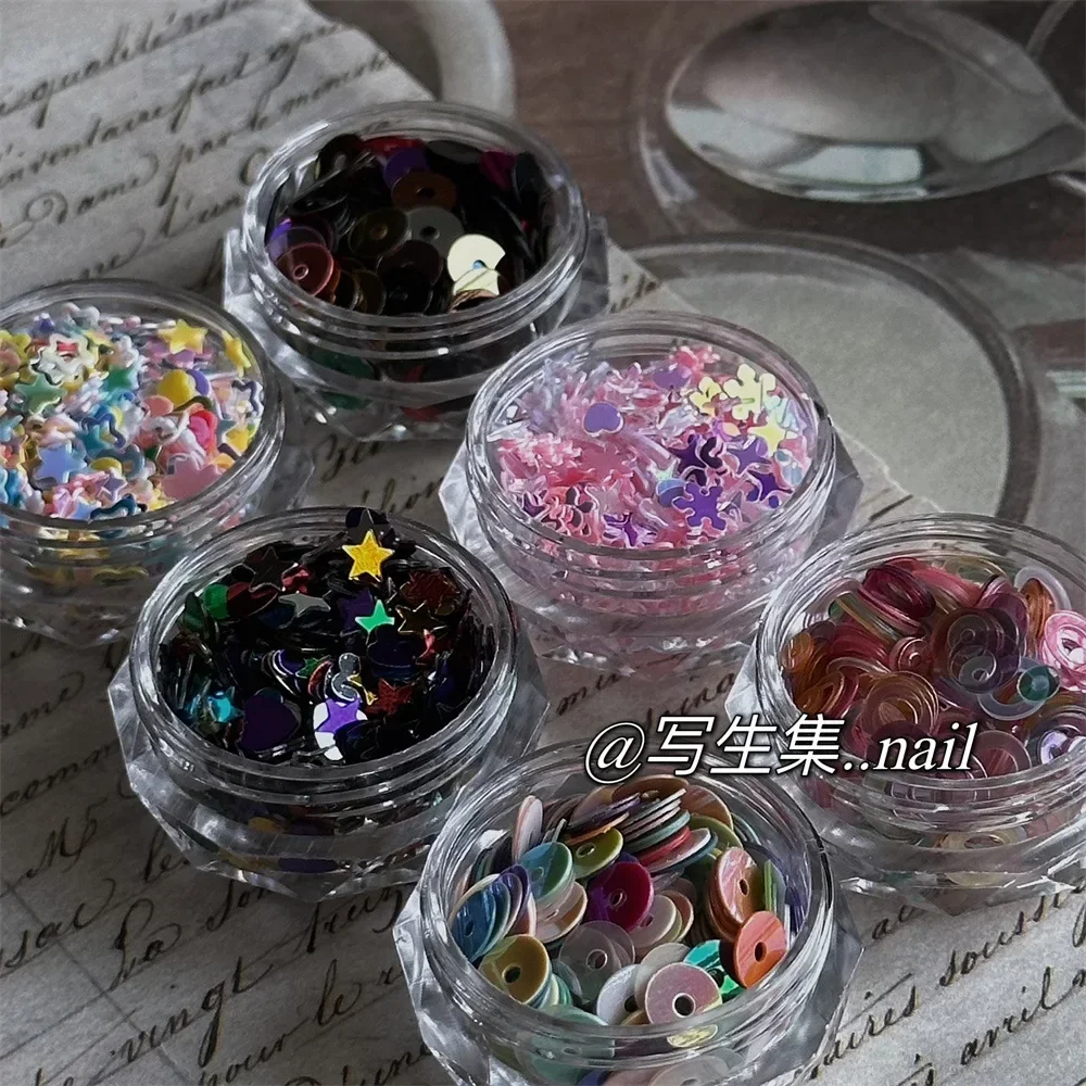 Stile Instagram Colori misti Multi dimensioni Cuore Stella Laser Paillettes Accessori per unghie Graziosi paillettes Paillettes Scava fuori Nail Art