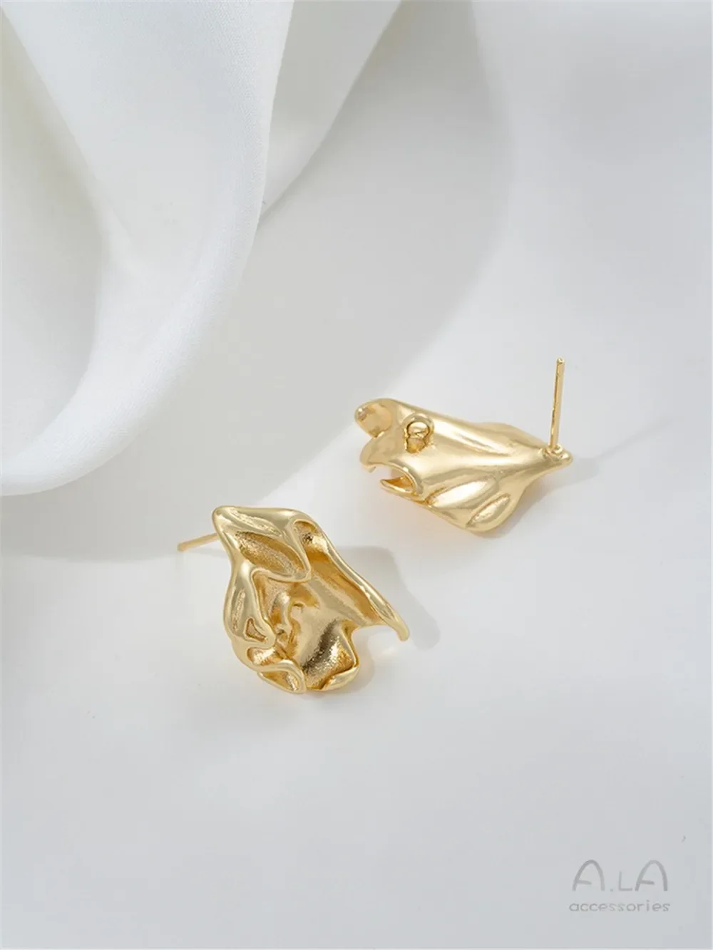 14K Gold-Plated Liquid Pleated Flower-shaped Earrings, 925 Silver Needle, Hand-Made, Special-Shaped Accessories, DIY