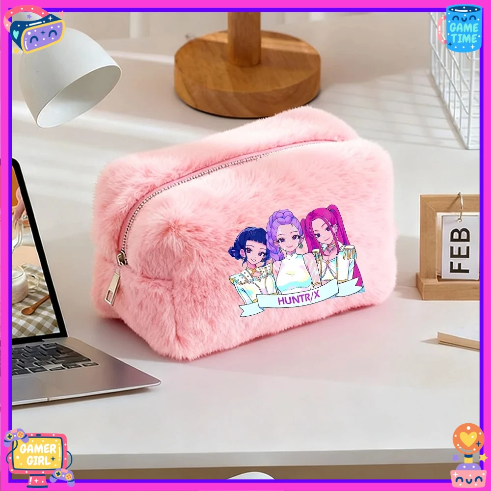 Kosmetyczka Dziewczęca Demon Hunter Pluszowa Miękka Urocza z Nadrukiem Anime Kobieta Y2K Kawaii Przenośna dla Dzieci na Klucze Monety Przybory Toaletowe w Etui Kosmetycznym