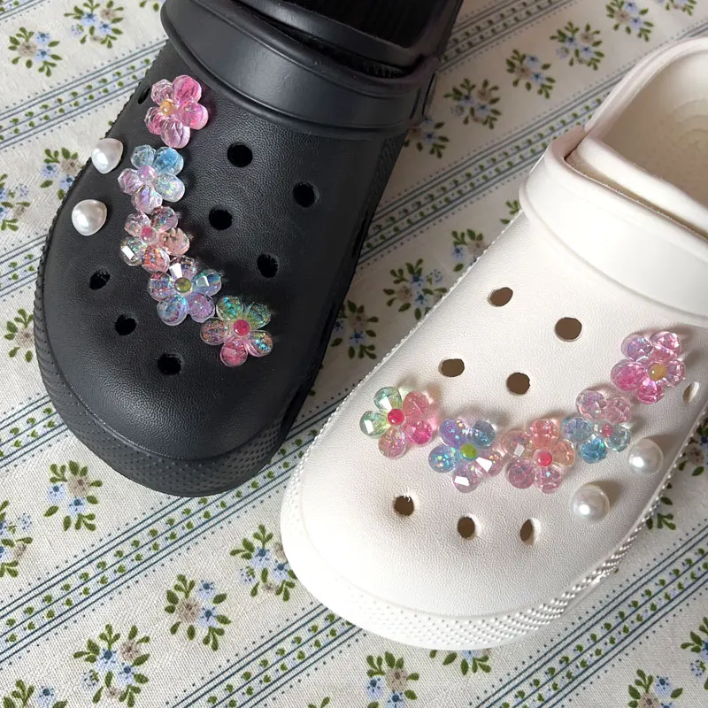 

Shiny Cute Flowers Pearl Shoe Charms for Crocs Gradient DIY Decorations Slipper Accessories Clogs Pins Garden Sandals Girl