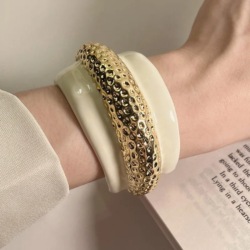 

European and American fashion enamel drop glaze wide version exaggerated bracelet
