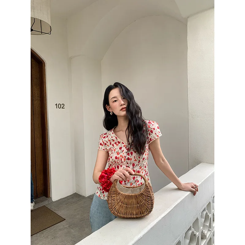 

25th Summer French Style V-Neck Elegant Fresh Rose Print Short Sleeve Shirt for Women