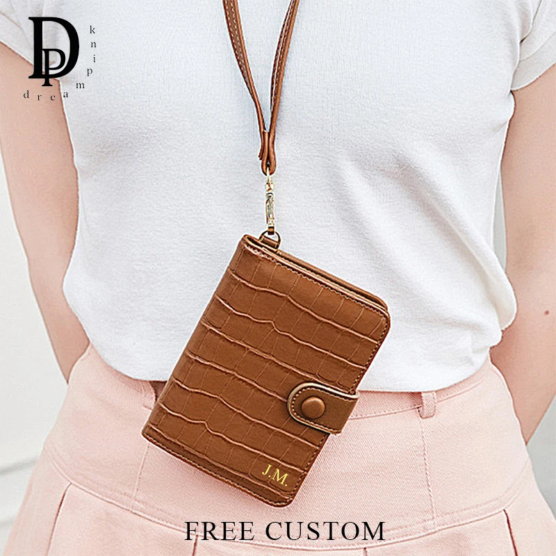 

Роскошный кожаный кошелек для паспорта с крокодиловым принтом, RFID-защитой, возможностью нанесения индивидуального имени, портативный дорожный держатель для паспорта с ремешком на шею для женщин