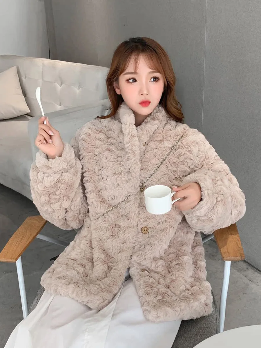 

Верхние пальто из искусственного меха, женские лоскутные свободные карнавальные пальто для мамы в стиле панк с капюшоном, глубокий V-образный воротник, теплые универсальные контрастные тенденции премиум-класса