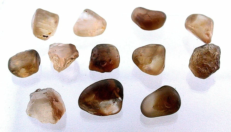 100 Gram 20mm to 45mm Facet Cab Alluvial Brazilian Golden Champagne Topaz Rough
