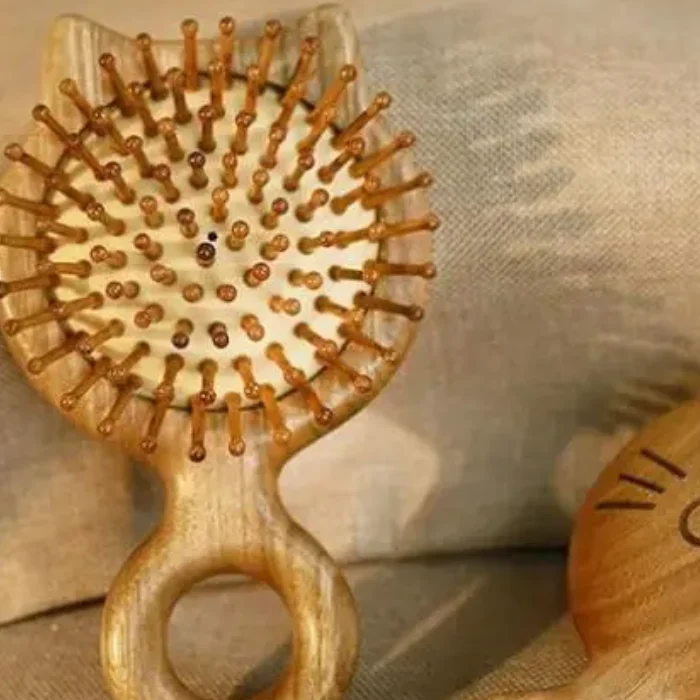 

Garapa мультяшный кот деревянная расческа для массажа кожи головы меридиан расческа зубчатая расческа для волос на голове украшение тела массаж гуаша скребковый уход