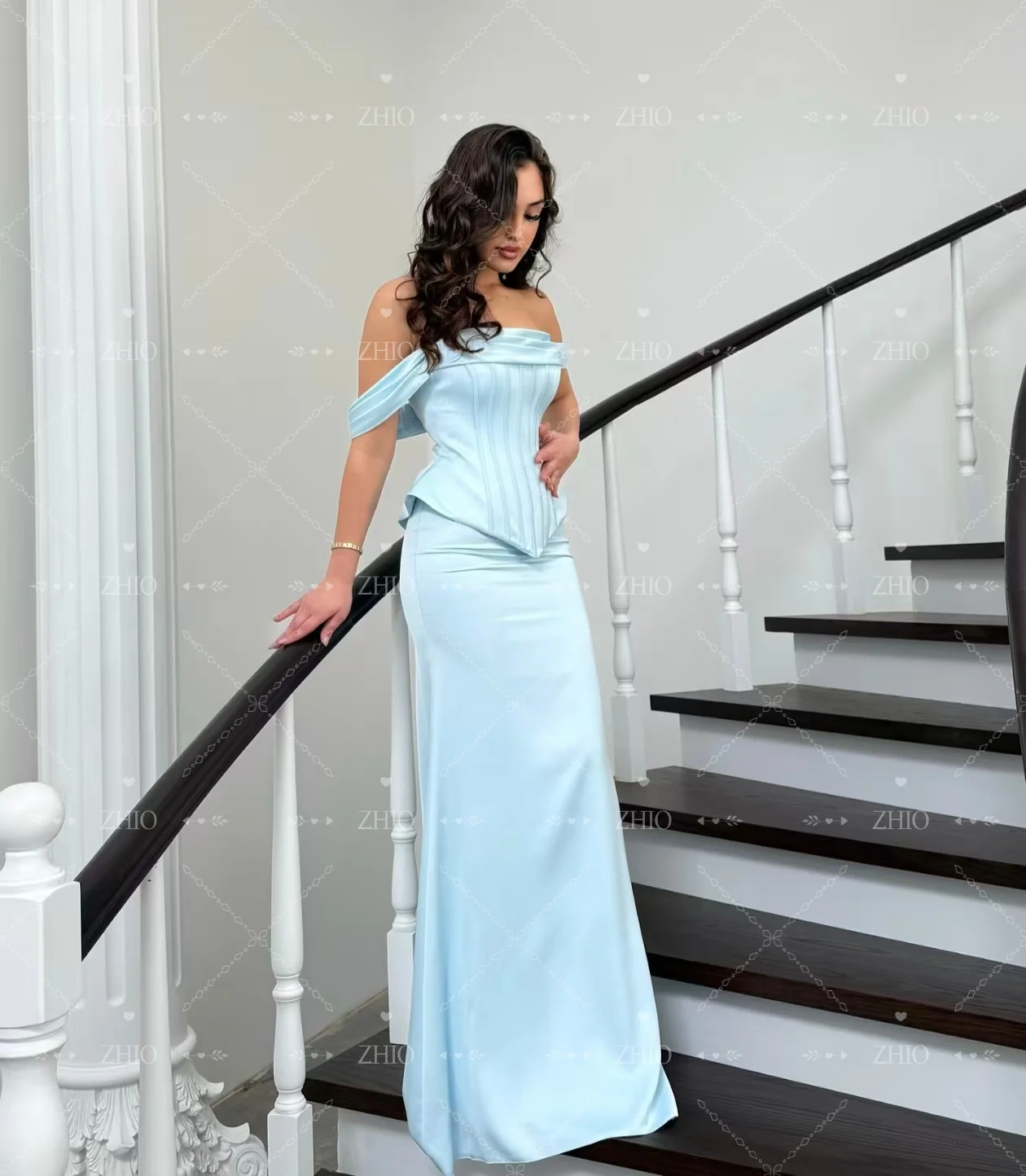 ZHIO Clssic Abito da sera a sirena blu con spalle scoperte a strati lunghezza pavimento in raso occasione speciale abito da ballo formale per feste personalizzato