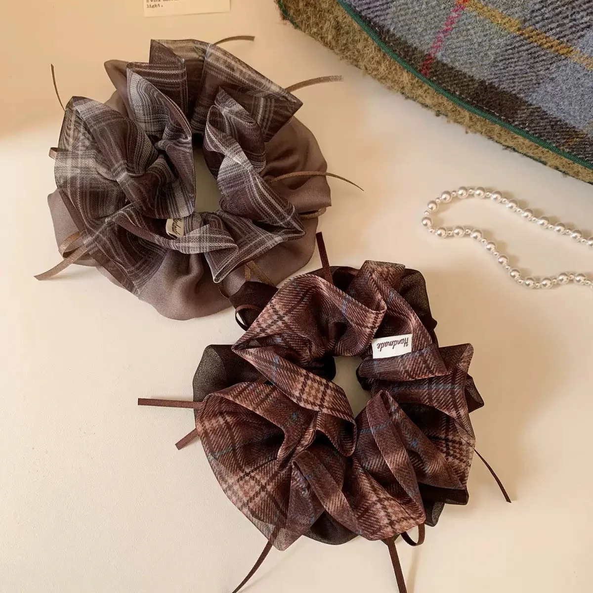 Vintage Karierte Organza-Haarschleife - Elegante Doppellagige Haarschleife mit Banddetails, Ein Femininer Haaraccessoire – Detail 9