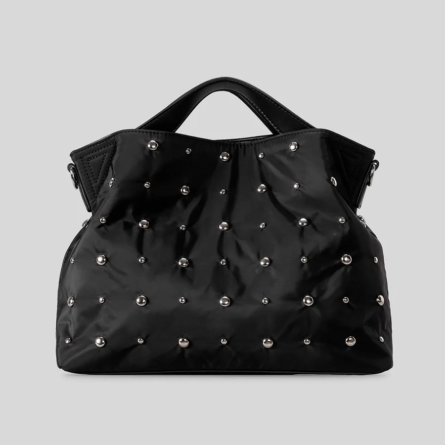 

Модная большая сумка с заклепками, дизайнерские женские сумки, повседневная нейлоновая сумка через плечо в стиле панк, Новое поступление 2025 года