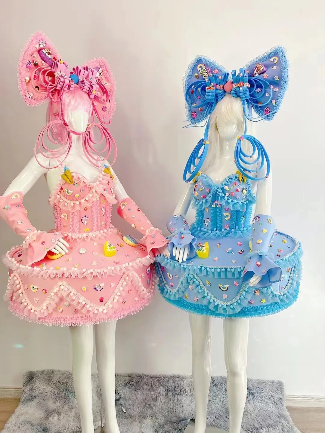 Vêtements de performance de Noël, robe de gâteau de bonbons, coiffure mignonne, ouverture de bar de défilé, chanteur, soirée sur scène de danse, tenue de spectacle de club rave