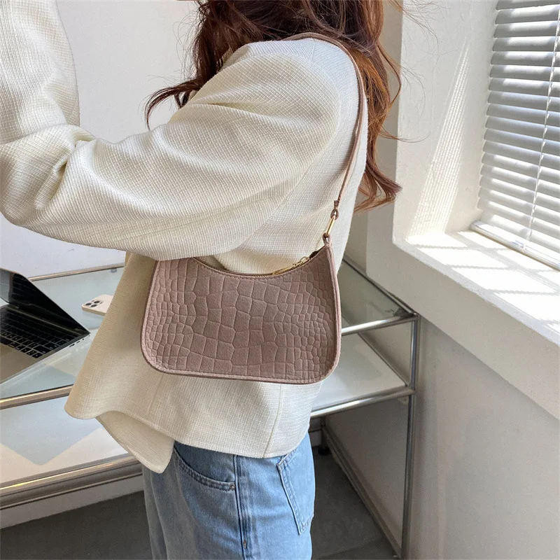 2023 New Pure Felt Woman\'s Tote Bag Retro Designer Exquisite Shoulder Bag Hot Shopper Purses Zipper Crossbody Bags For Women